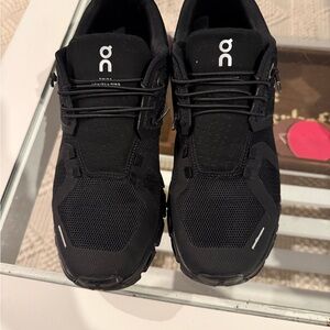 On Cloud 5 Shoes - black